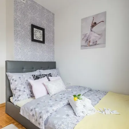 Blue Sky Apartment Warschau Exterior foto